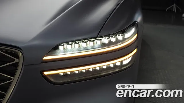 Genesis GV70 — Фото автомобиля 7