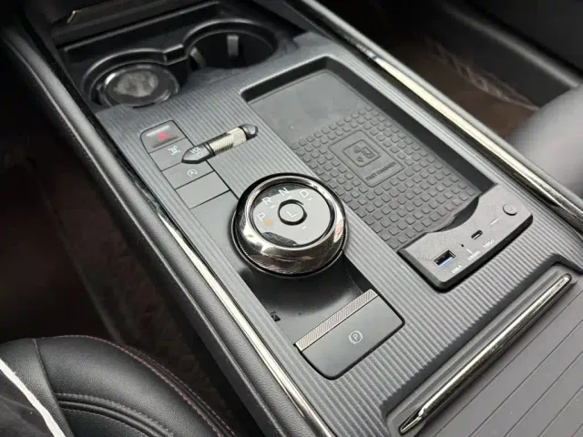 Ford Mondeo — Фото автомобиля 7