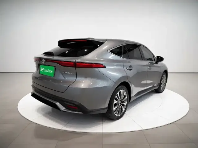 Toyota Harrier — Фото автомобиля 4