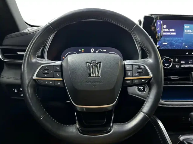 Toyota Crown Kluger — Фото автомобиля 2