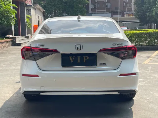 Honda Civic — Фото автомобиля 5