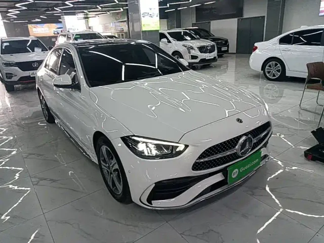 Mercedes-Benz C-Class — Фото автомобиля 3