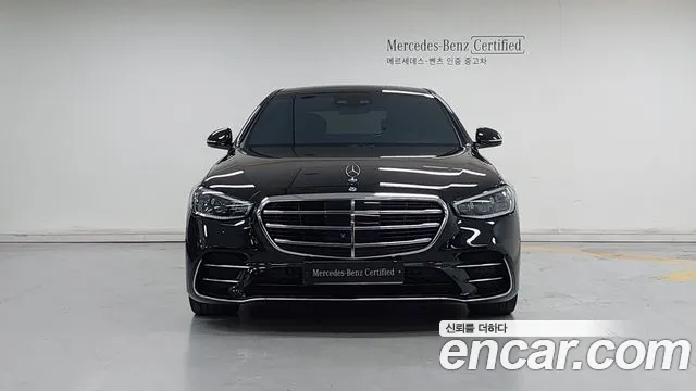 Mercedes-Benz S-Class — Фото автомобиля 3