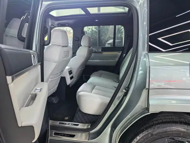 BYD FangChengBao Titanium 7 — Фото автомобиля 10