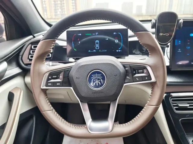 BYD Qin PLUS — Фото автомобиля 11