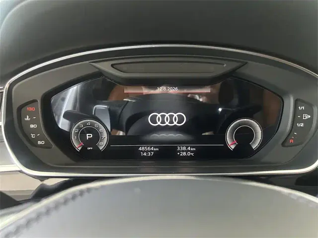 Audi A8 — Фото автомобиля 11