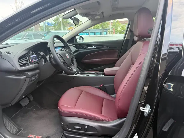 Buick Regal — Фото автомобиля 4