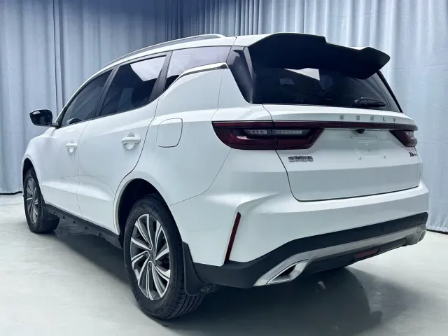 Geely Vision X6 — Фото автомобиля 20