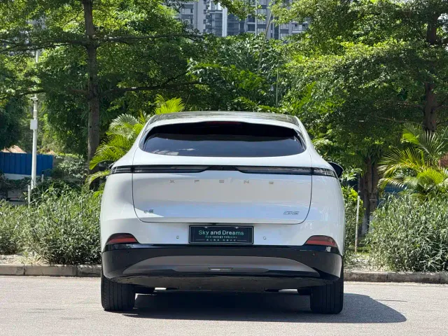 Xpeng G6 — Фото автомобиля 5