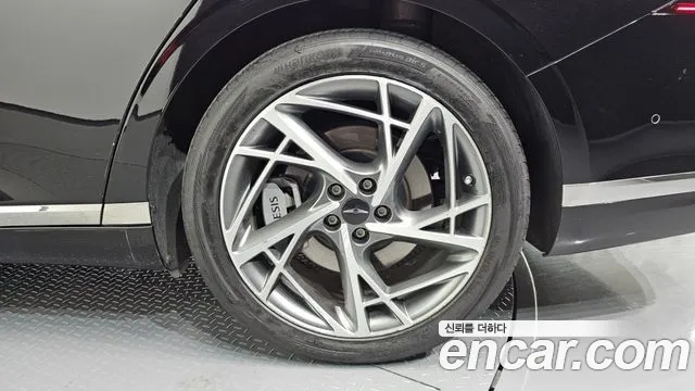 Genesis G90 RS4 — Фото автомобиля 5
