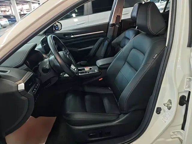 Nissan Teana — Фото автомобиля 14