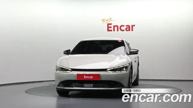 Kia EV6 — Фото автомобиля 3