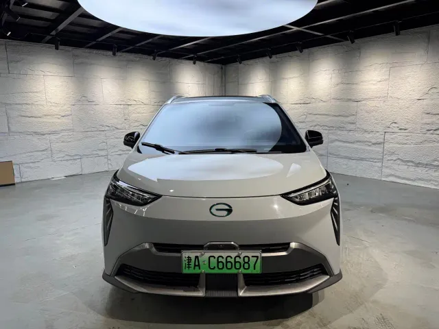 GAC Aion Y — Фото автомобиля 2