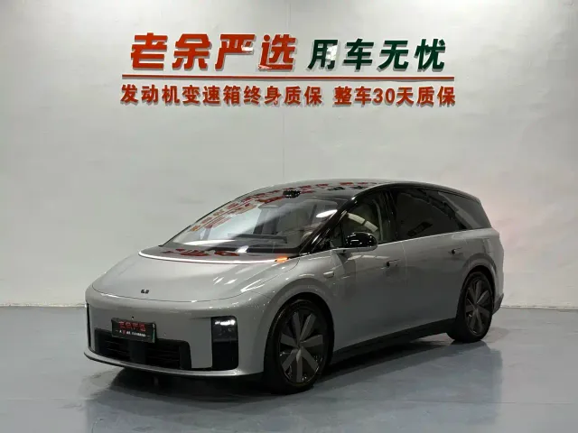 Фотография автомобиля — Li Auto i8