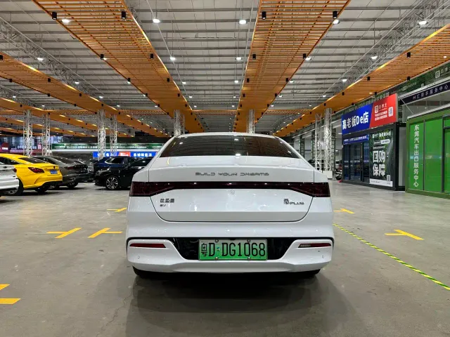 BYD Qin PLUS — Фото автомобиля 10