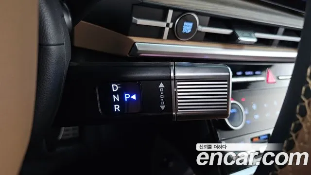 Hyundai Santa Fe MX5 — Фото автомобиля 12