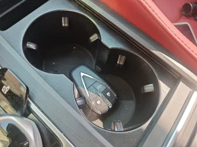Changan CS75 Plus — Фото автомобиля 9