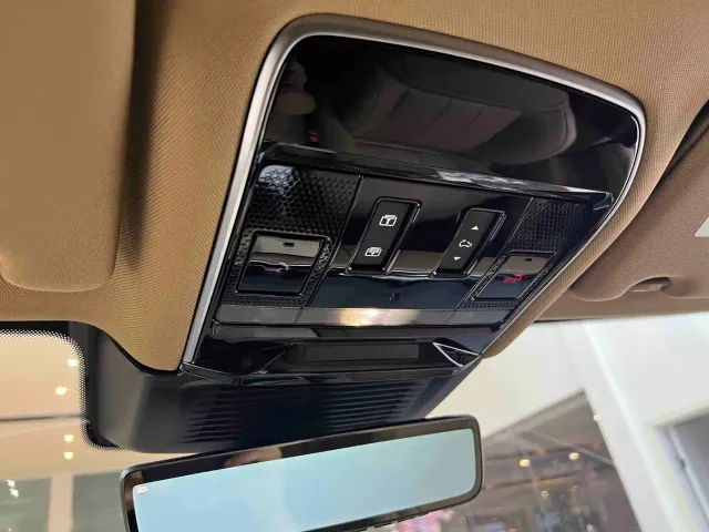 Land Rover Range Rover — Фото автомобиля 18