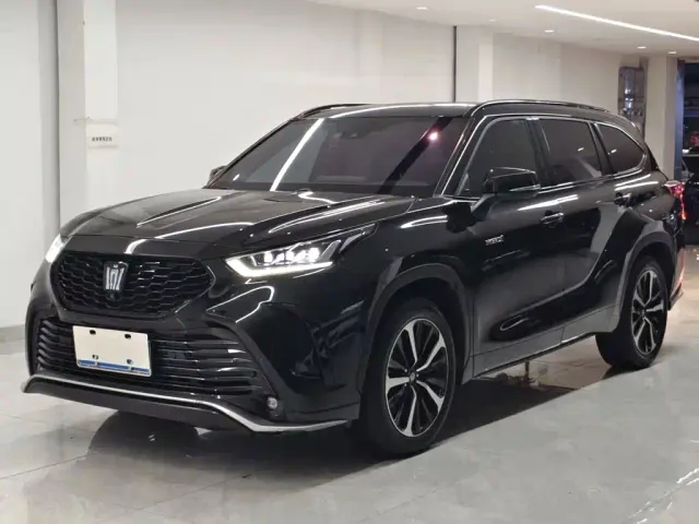 Фотография автомобиля — Toyota Crown Kluger