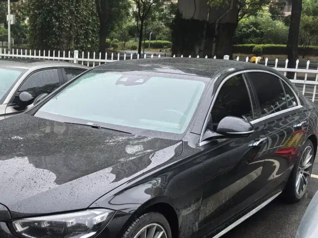 Mercedes-Benz S-Class — Фото автомобиля 2