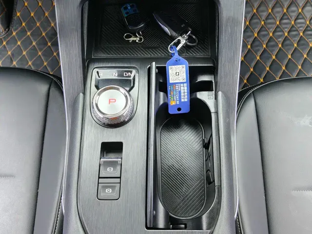 Haval H6 — Фото автомобиля 14