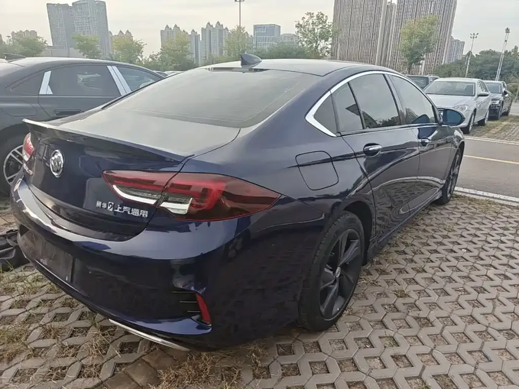 Buick Regal 2021 GS 28T Elite Model — Фото автомобиля 6