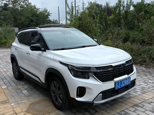 Kia Seltos — Фото автомобиля 2