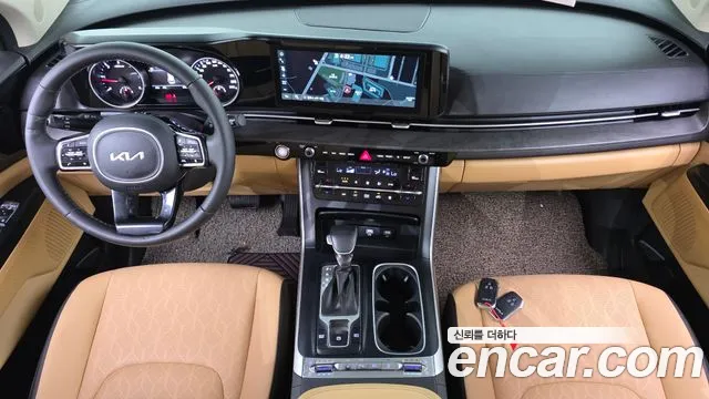 Kia Carnival Generation 4 — Фото автомобиля 10