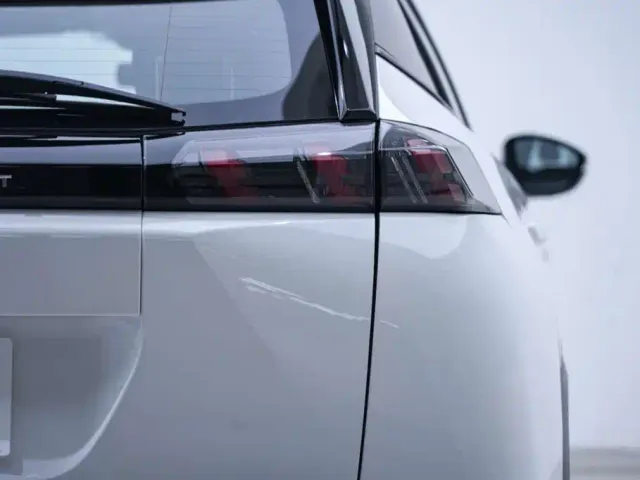Peugeot 2008 — Фото автомобиля 20