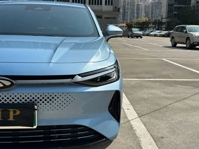 Chery Fulwin A8 — Фото автомобиля 6