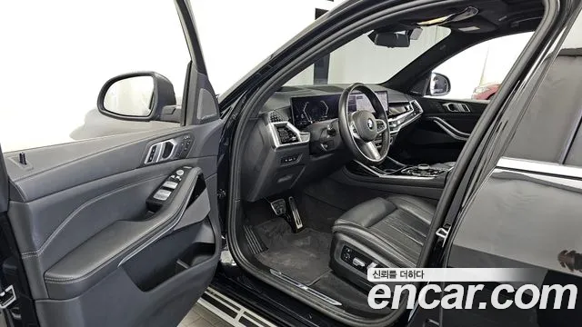 BMW X7 G07 — Фото автомобиля 10