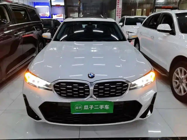 BMW 3 Series — Фото автомобиля 2