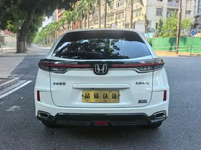 Honda UR-V — Фото автомобиля 8