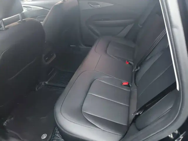 Wuling Starlight — Фото автомобиля 16
