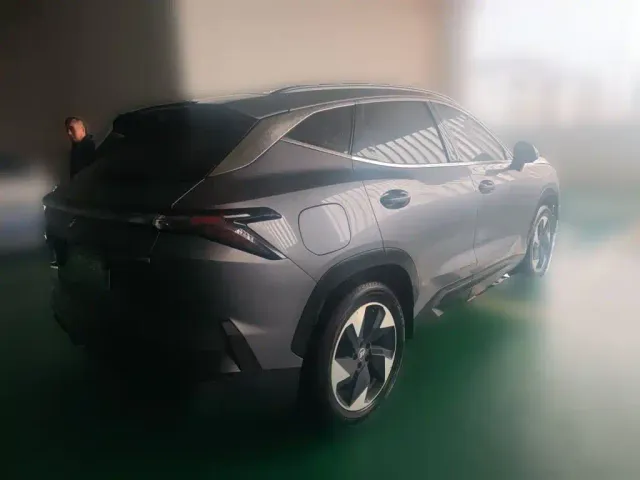 Jetour Shanhai L6 — Фото автомобиля 4