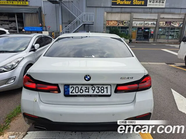 BMW 5-Series — Фото автомобиля 2