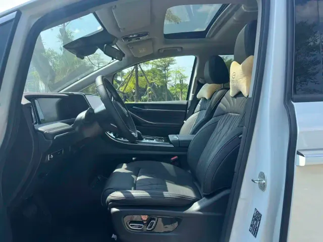 GAC Trumpchi M8 — Фото автомобиля 5