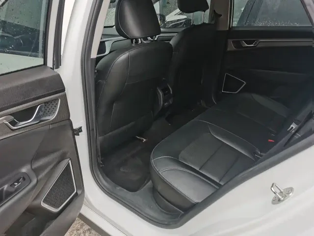 Geely Emgrand — Фото автомобиля 7