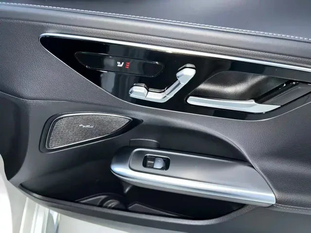 Mercedes-Benz C-Class — Фото автомобиля 17