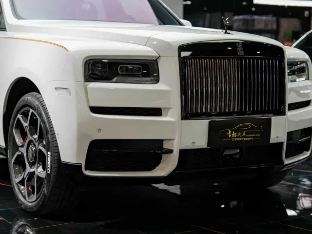Rolls-Royce Cullinan — Фото автомобиля 4