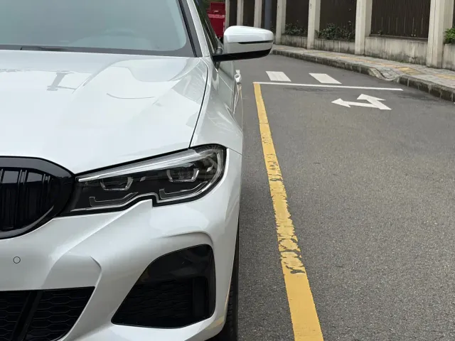 BMW 3 Series — Фото автомобиля 4
