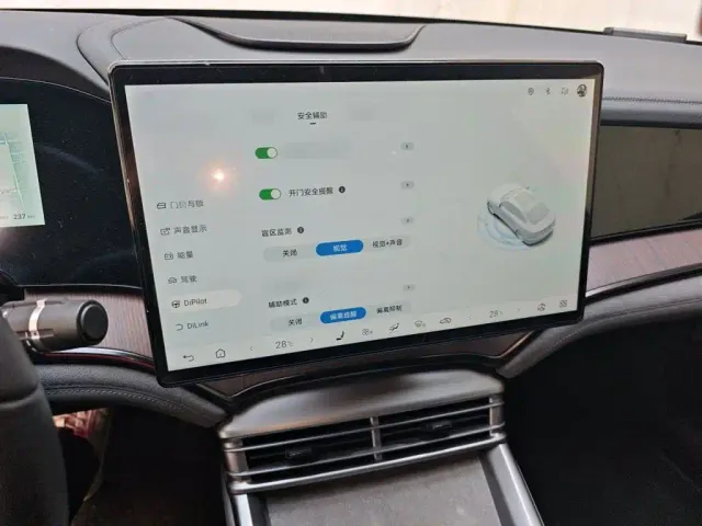 BYD Seal — Фото автомобиля 18