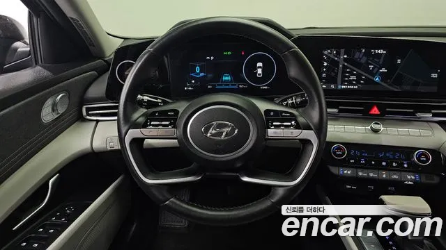 Hyundai Avante CN7 — Фото автомобиля 19