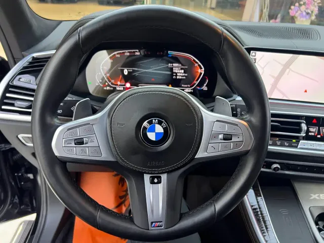 BMW X5 — Фото автомобиля 6