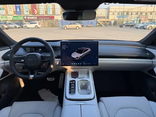 Xiaomi SU7 — Фото автомобиля 20