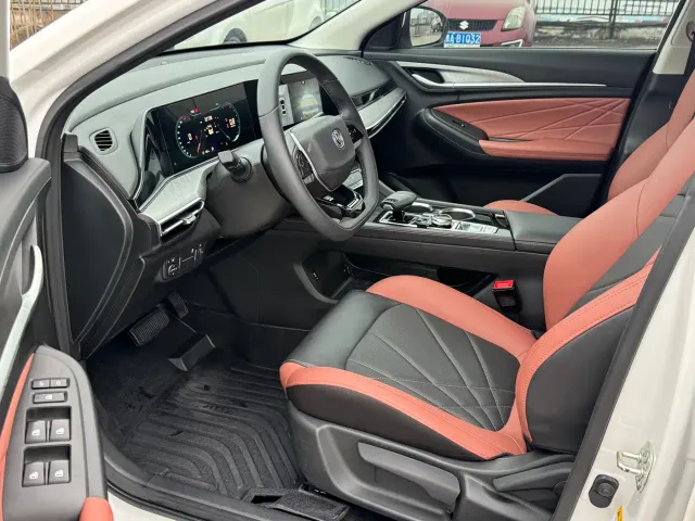 Changan Eado — Фото автомобиля 7