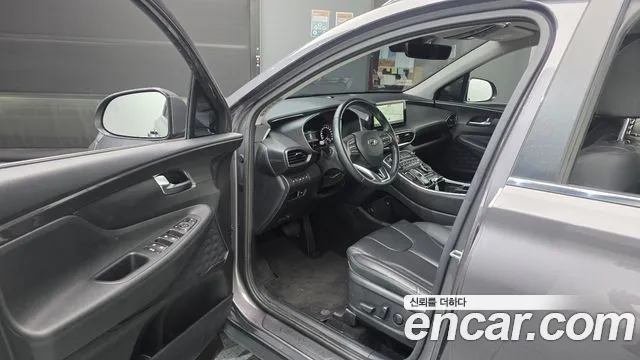 Hyundai Santafe Новый Santa Fe Дизель 2.2 4WD — Фото автомобиля 10