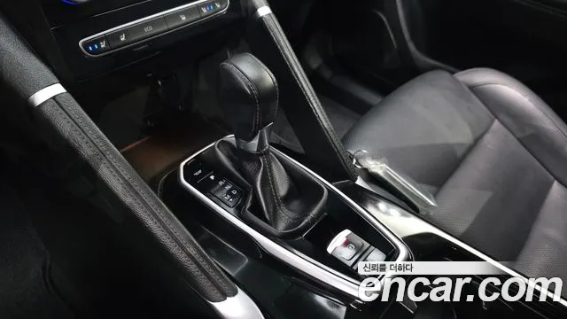 Renault-KoreaSamsung QM6 Новый QM6 2.0 LPe RE Signature 2WD — Фото автомобиля 9