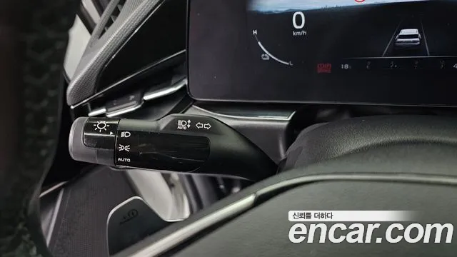 Kia Niro — Фото автомобиля 13