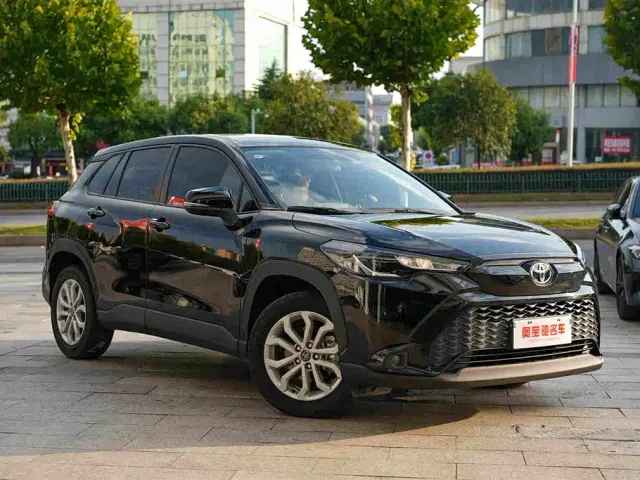 Toyota Frontlander — Фото автомобиля 3